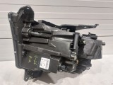 Headlamp (Right)